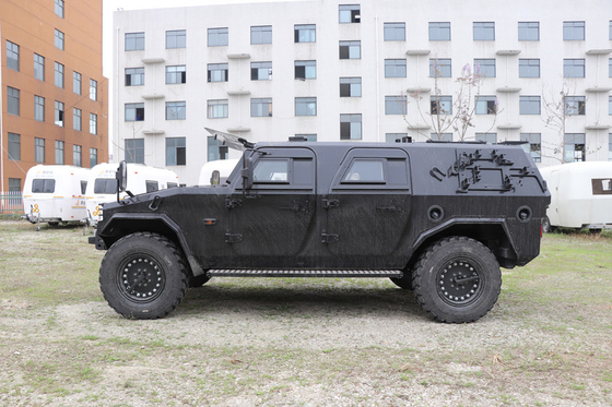 Αλεξίσφαιρο αμάξωμα αυτοκινήτου Custom Off Road Military Vehicle 6 Man Assault Vehicle 4x4