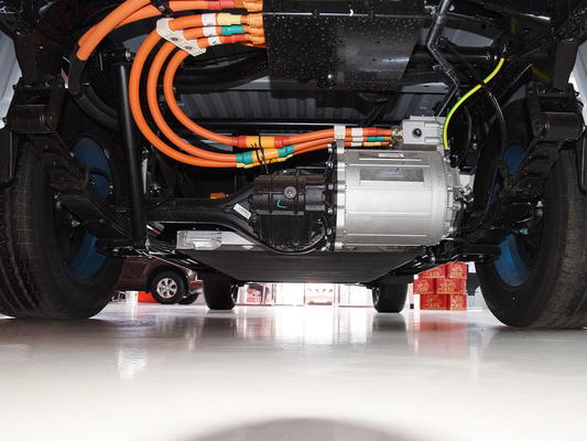 Καθαρή ηλεκτρική ικανότητα 67.09kwh μπαταριών δύναμης μηχανών οχημάτων 120KW επαναλείψεων SUV