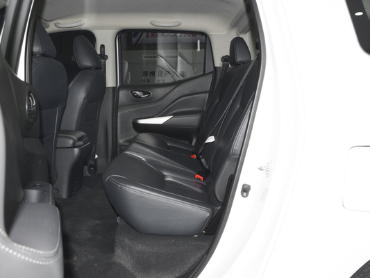 Διπλός υπόλοιπος κόσμος 5 Seater 4 μηχανή βενζίνης ανοιχτών φορτηγών 6MT 4WD 231HP πορτών SUV