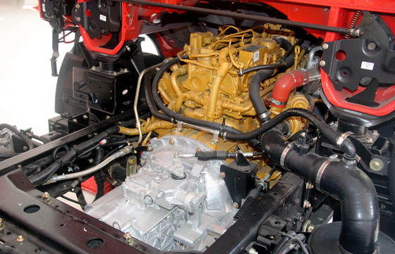 GVW 6 - 12T diesel κιβώτιο Red Cargo Van Truck YUCHAI Engine χειρωνακτικό 6MT εργαλείων