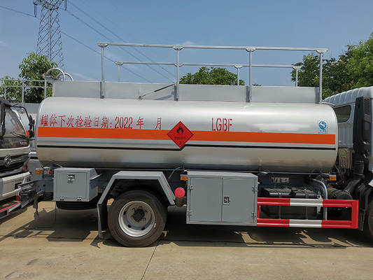 Φορτηγό 8,5 CBM Wheelbase 3800mm μεταφορών πετρελαίου μηχανών diesel 170 HP
