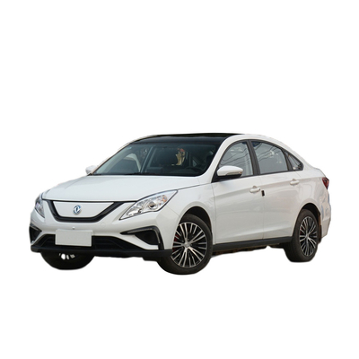 DONGFENG καθαρά ηλεκτρικά οχήματα 5 αυτοκίνητο NEDC 415KM της EV Seater ενιαία μηχανή απόστασης σε μίλια