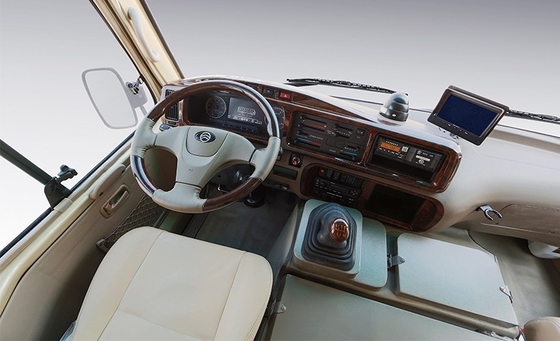 Ο ακτοφύλακας μηχανών diesel LHD μεταφέρει 7m 142 HP βάρους 4300kg συγκρατήσεων