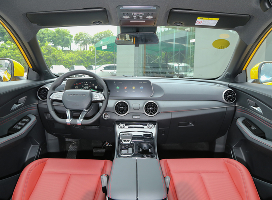 DONGFENG ανεξάρτητη αναστολή 197HP αυτοκινήτων δύναμης SUV βενζίνης αερίου